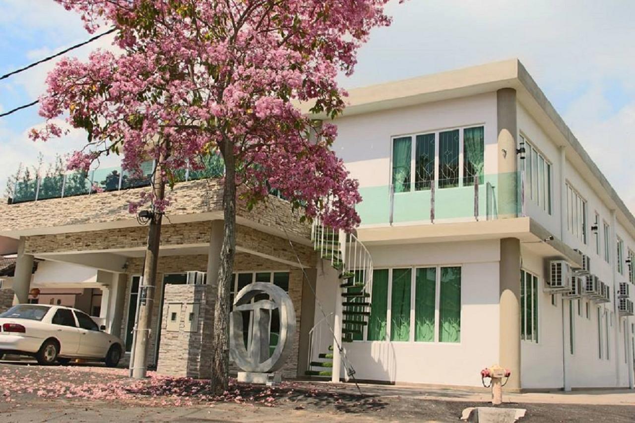 Tropical Villa Kuantan Esterno foto